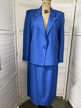 VIntage 70s 80s Blue Linen 2 Piece Pencil Skirt Suit Lined Sz Medium